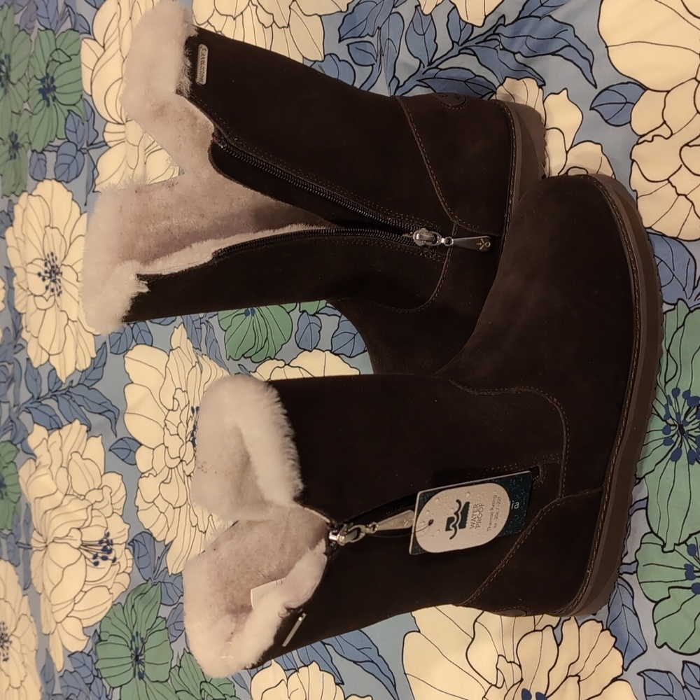 EMU Australia waterproof boots